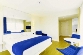 Batumi's Best Elegant Aparthotel with Panoramic Sea Views